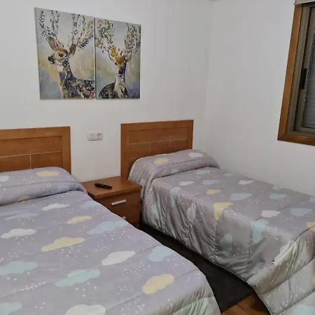 Cozy 30m From Rodeira Beach, Garage And Wifi